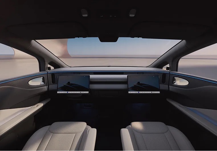 689577b3e541f77ab7a3c61e_Interior Space
